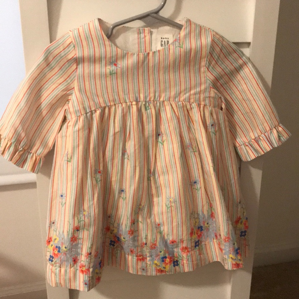Baby gap floral dress (6-12 month)